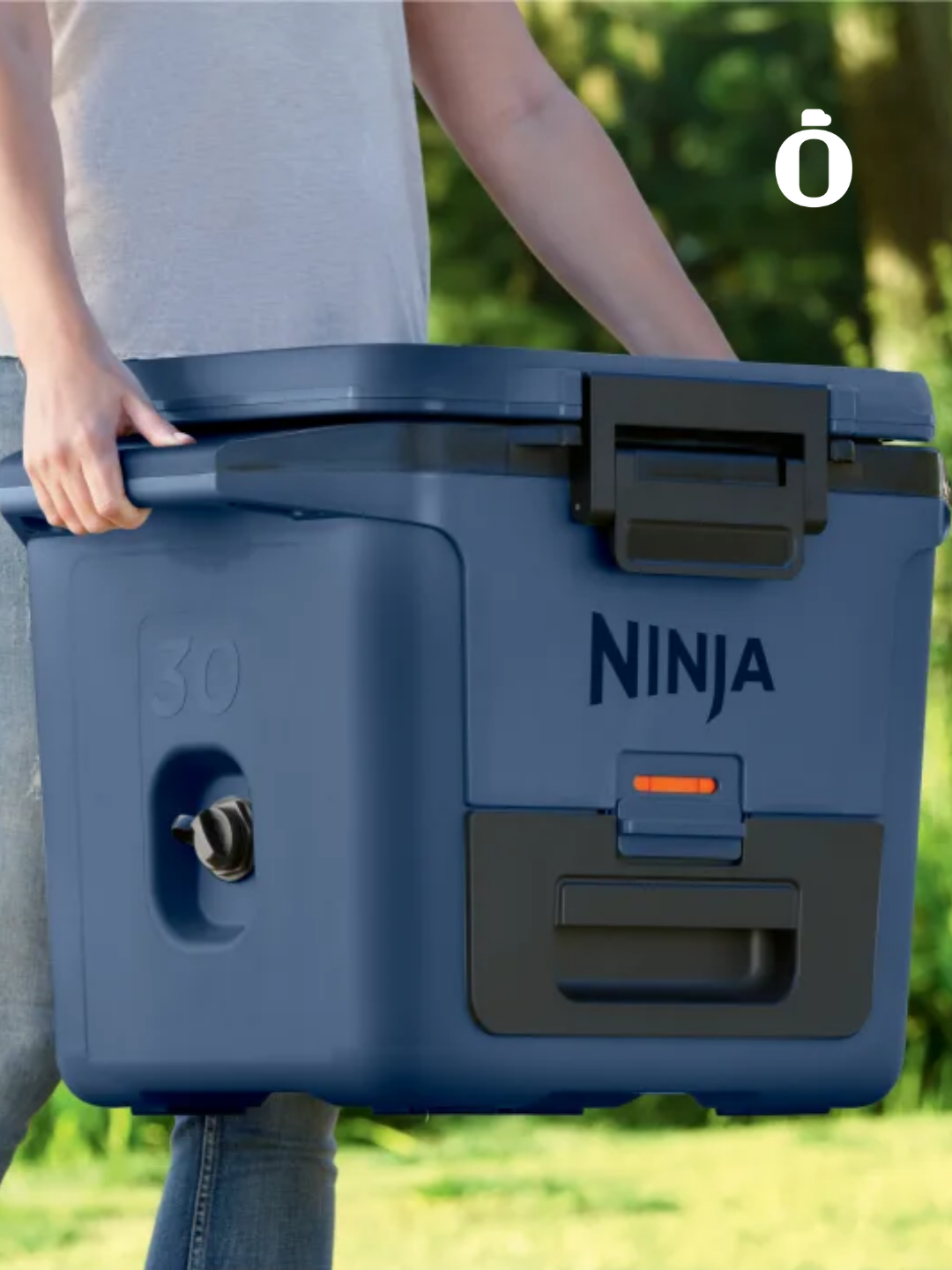 Ninja | FrostVault Hard Cooler with Ice Packs & Accessories | 30 qt | Lakeshore Blue