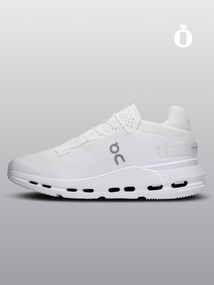 On | Women´s Cloudnova 2 | All White