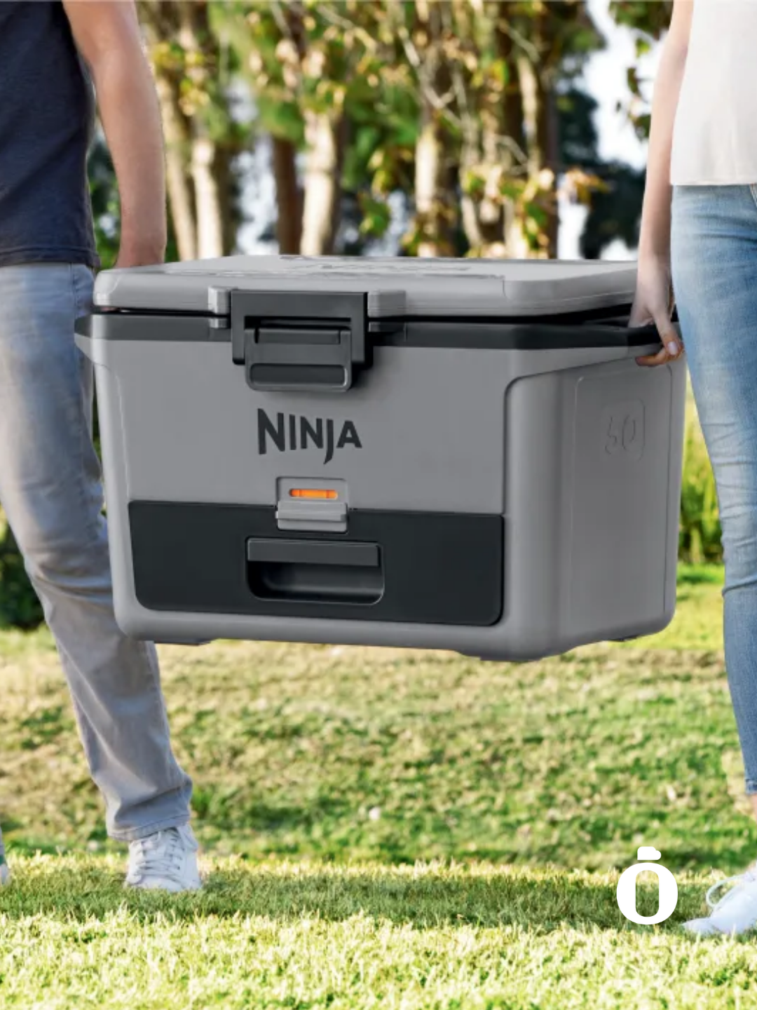 Ninja | FrostVault Hard Cooler with Ice Packs & Accessories | 50 qt | Slate Gray