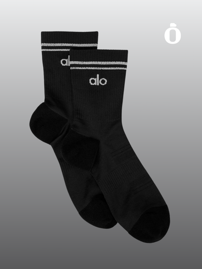 Alo | Unisex Half-Crew Performance Sock | Black