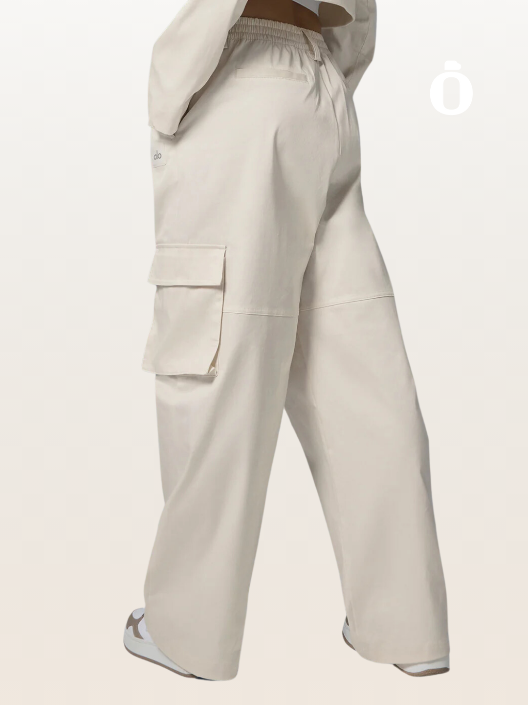 Alo | High-Waist Night Out Cargo Trouser | Ivory