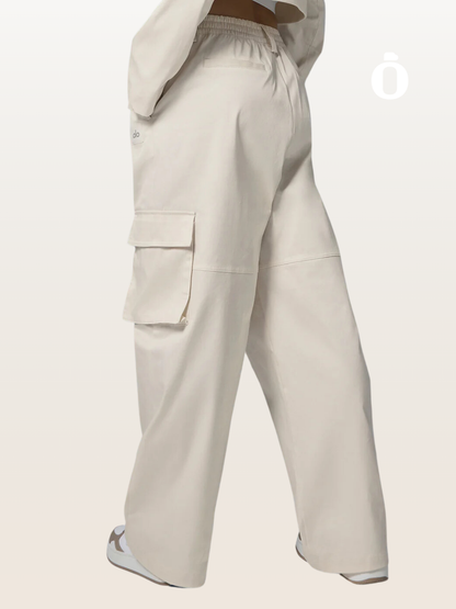 Alo | High-Waist Night Out Cargo Trouser | Ivory