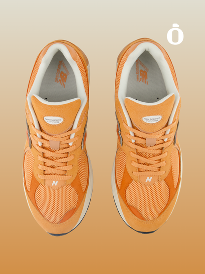 New Balance | 2002R | Men | Orange/White