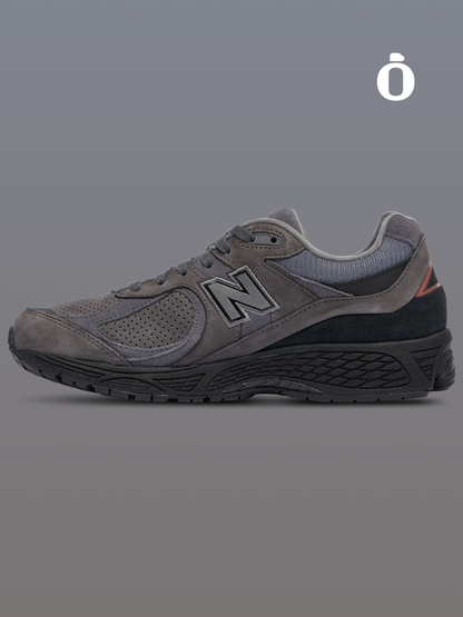 New Balance | 2002R | Men | Charcoal/Black/Black