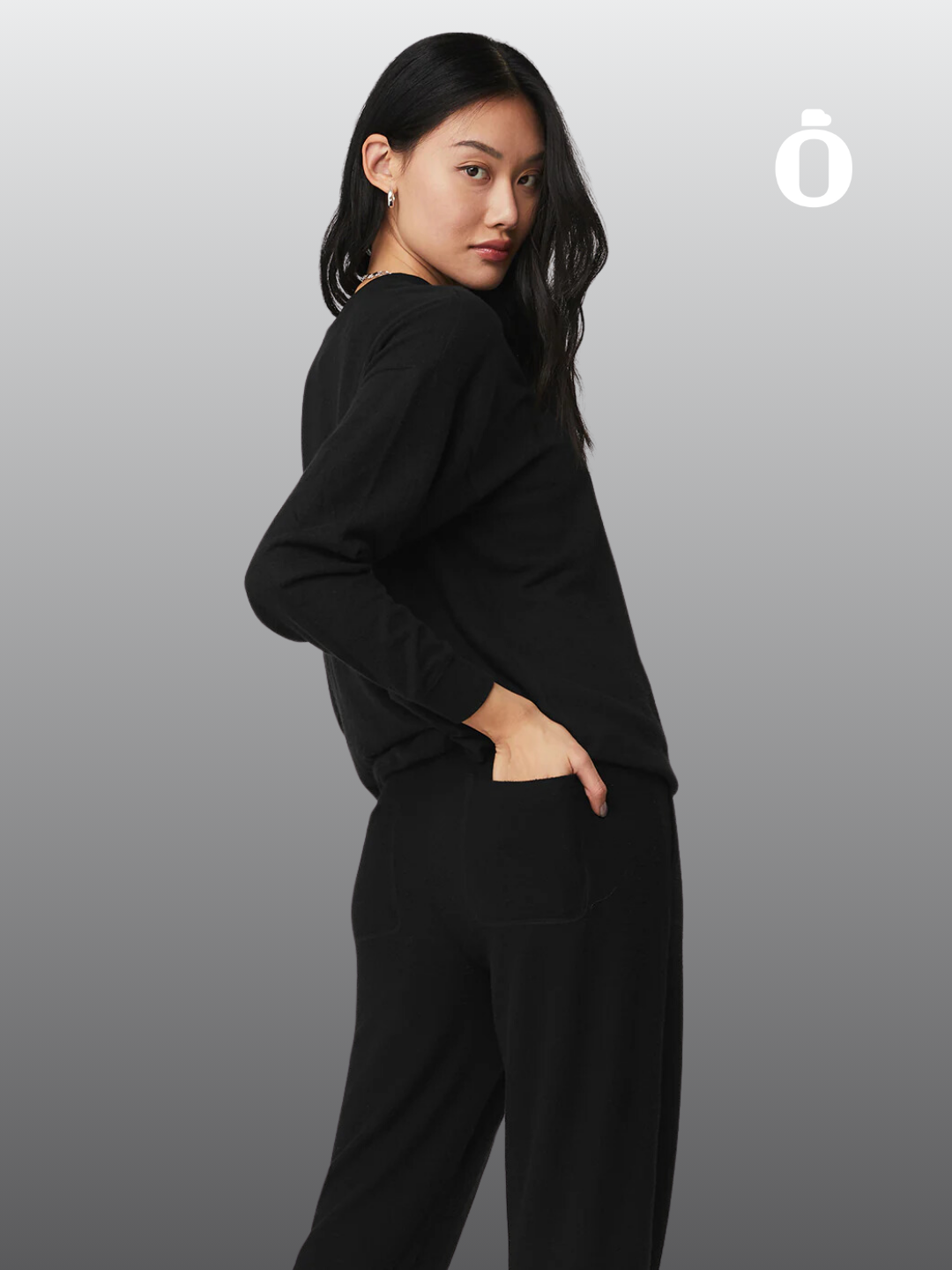 Alo | Soho Pullover | Black