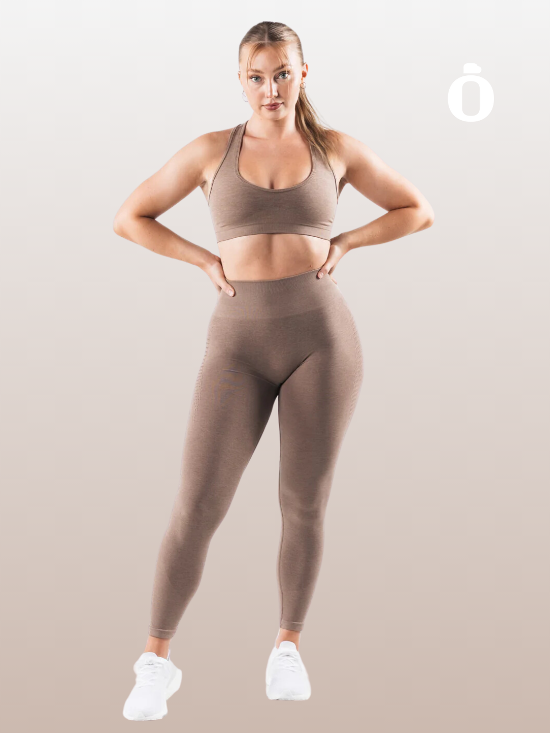 Alphalete | Amplify Contour Legging | Sand