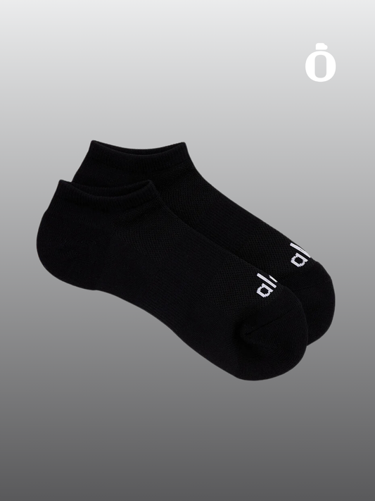 Alo | Women's Everyday Sock | Black/White