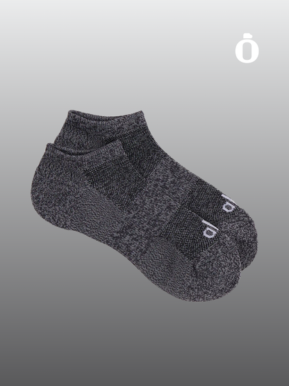 Alo | Women's Everyday Sock | Dark Grey Heather/White