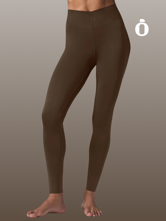 Alo | Airlift Strength Extreme High-Waist 7/8 Legging | Espresso