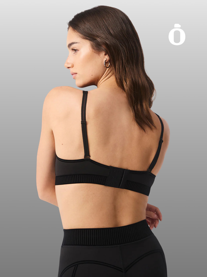 Alo | Airlift Line Up Bra | Black