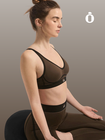 Alo | Airlift Line Up Bra | Espresso