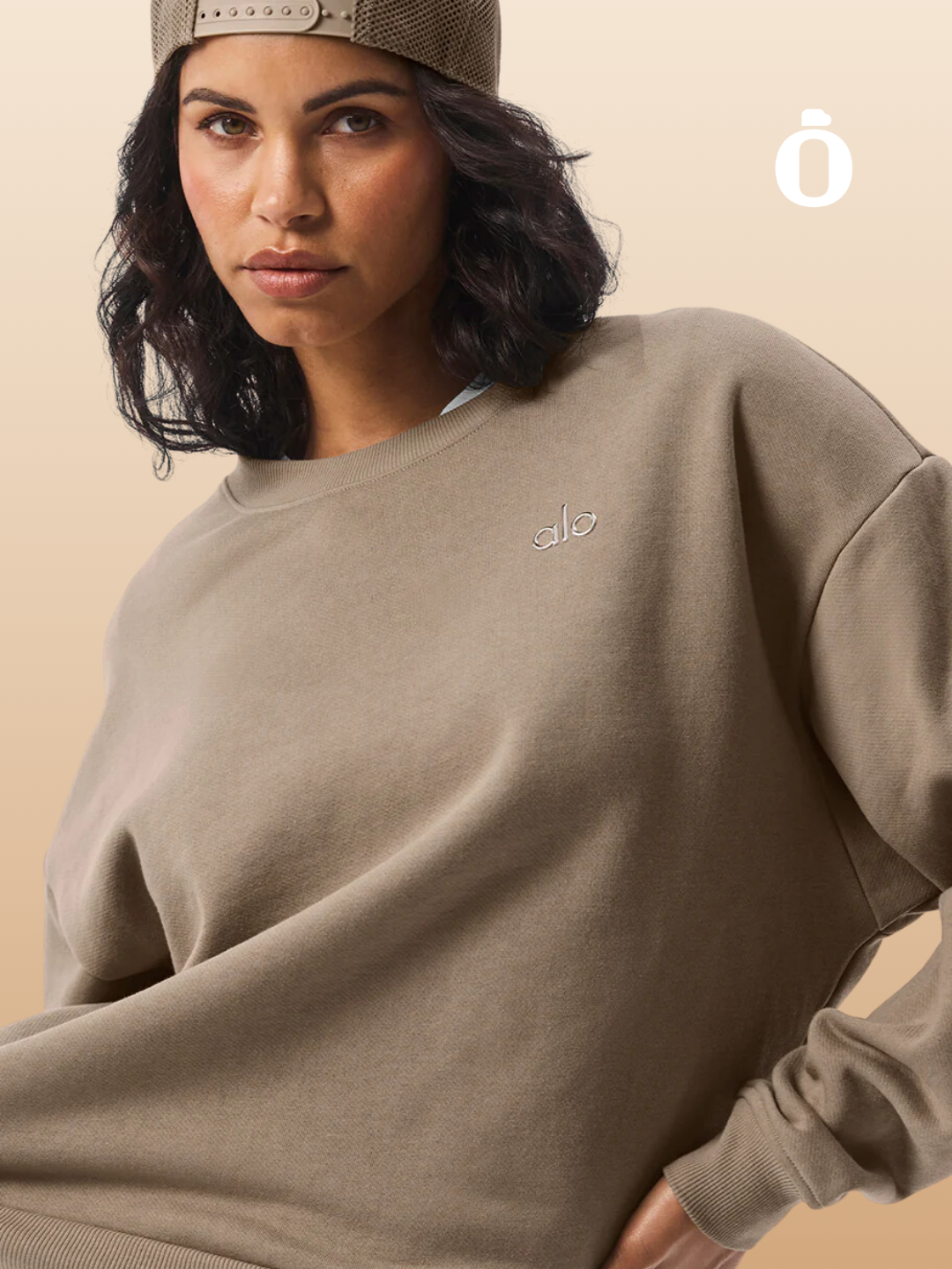 Alo | Accolade Crew Neck Pullover | Gravel