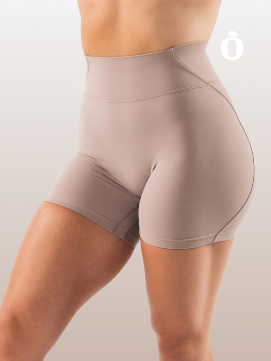 Alphalete | Aura Short 5" | Sand