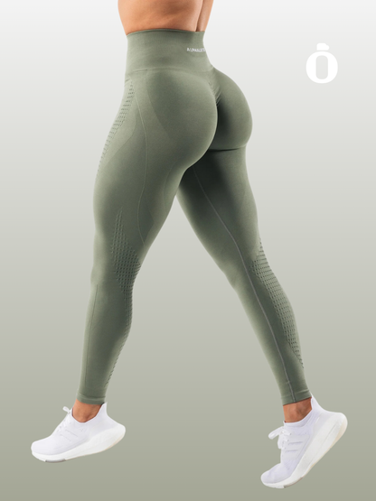 Alphalete | Amplify Contour Legging | Noble Green