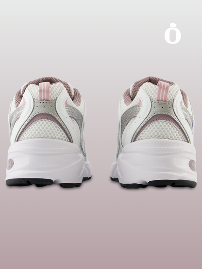 New Balance | 530 | Women | White/Pink