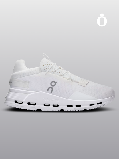 On | Women´s Cloudnova 2 | All White